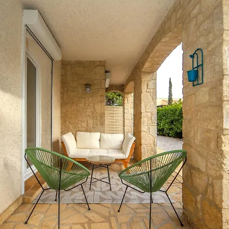 Bastide Piscine Privee Proche Montpellier Plages Villa